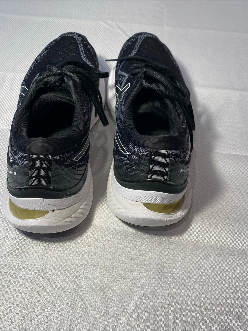 Asics Gel  Kayano 29 Running Black & White Men's Size 12 Shoes w/Gold